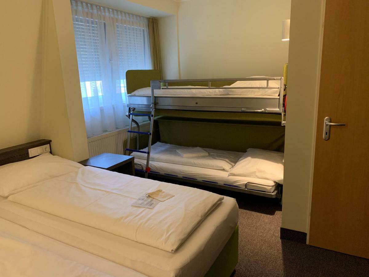 Behringers City Hotel Nuernberg Esterno foto